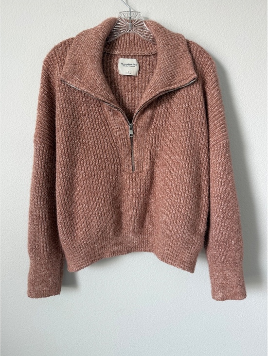 Abercrombie & Fitch Sweaters - Abercrombie & Fitch Long Sleeve Half Zip Ribbed Cropped Fit Sweater Size L